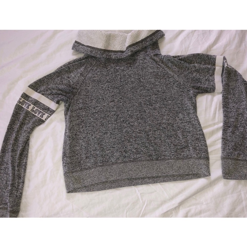 || PUFFY SWEATER ||